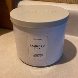 Bath & Body works candle